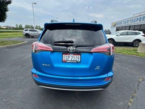 Used 2017 Toyota RAV4 SE w/ Power Special Value Package AWD/4WD image 6
