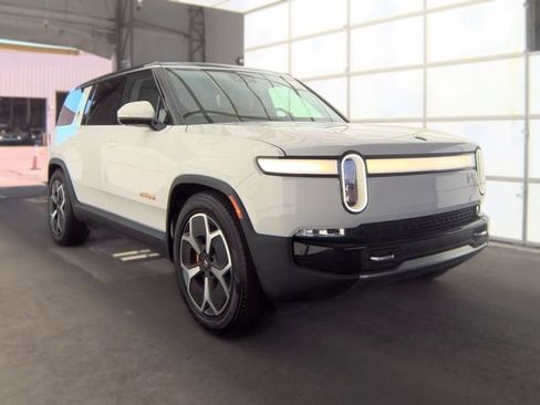 Used 2024 Rivian R1S Adventure AWD/4WD image 2
