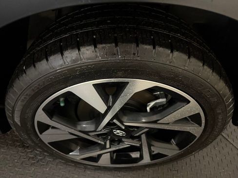 Certified 2023 Hyundai Kona Limited image 17