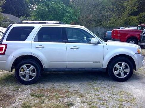 Used 2008 Ford Escape Limited image 3