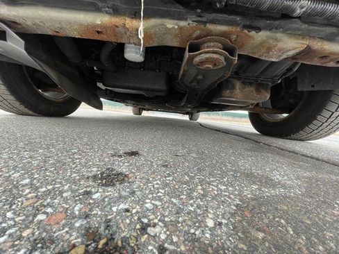 Used 2010 Dodge Grand Caravan Hero image 20