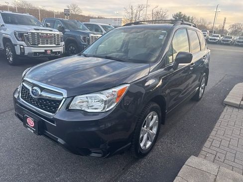 Used 2016 Subaru Forester 2.5i Premium w/ All-Weather Package image 3