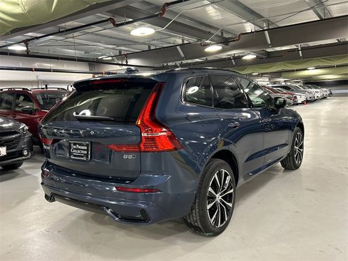Certified 2025 Volvo XC60 B5 Plus image 2
