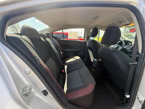 Used 2024 Nissan Versa SR FWD image 8