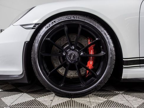 Used 2015 Porsche 911 GT3 image 36