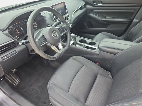 Used 2019 Nissan Altima 2.5 S FWD image 15