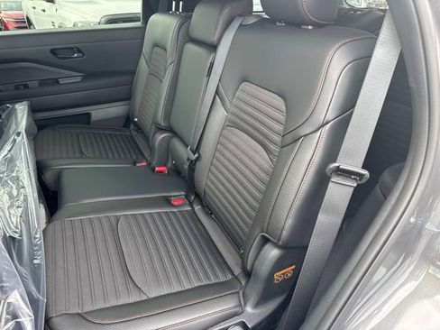 New 2026 Nissan Pathfinder Rock Creek image 16