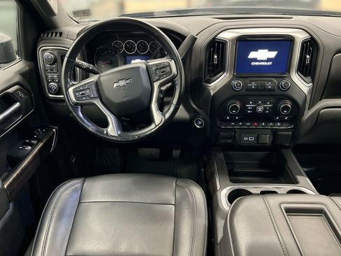 Used 2020 Chevrolet Silverado 1500 RST image 19