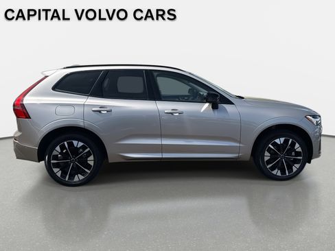 Certified 2026 Volvo XC60 B5 Ultra w/ Protection Package Premier image 4