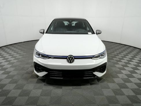 Used 2023 Volkswagen Golf R image 34