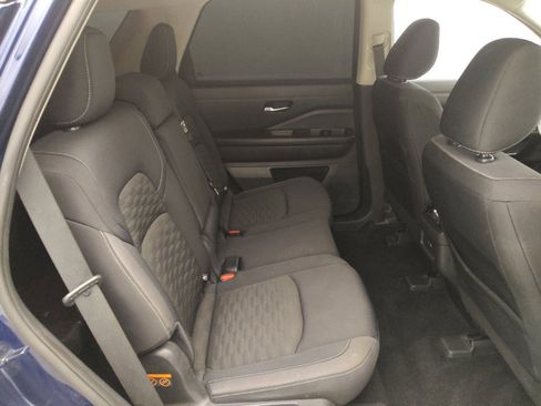 Used 2022 Nissan Pathfinder SV FWD image 19