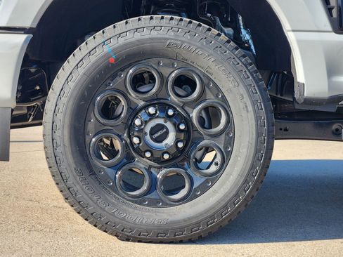 New 2026 Ford F250 Lariat w/ Black Appearance Package image 11