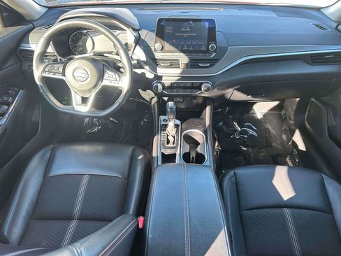 Used 2025 Nissan Altima 2.5 SR image 12