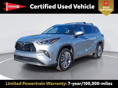 Certified 2025 Toyota Highlander Platinum