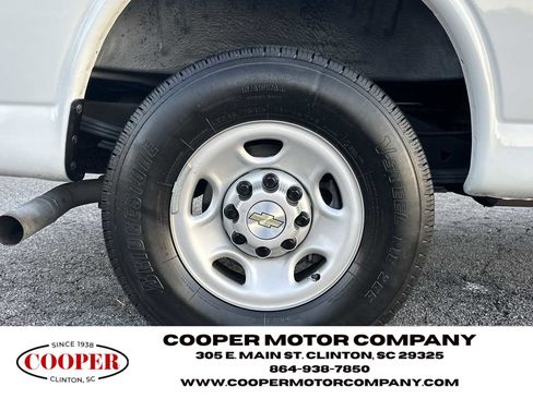 Used 2023 Chevrolet Express 2500 w/ Driver Convenience Package image 22
