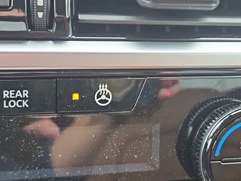 New 2025 Nissan Pathfinder Platinum w/ Cargo Package image 24