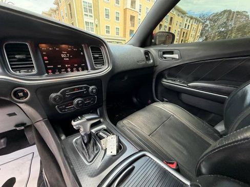Used 2016 Dodge Charger R/T w/ Plus Group RWD image 55