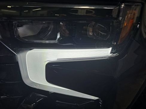 New 2026 Chevrolet Silverado 1500 ZR2 w/ Dark Appearance Package AWD/4WD image 32