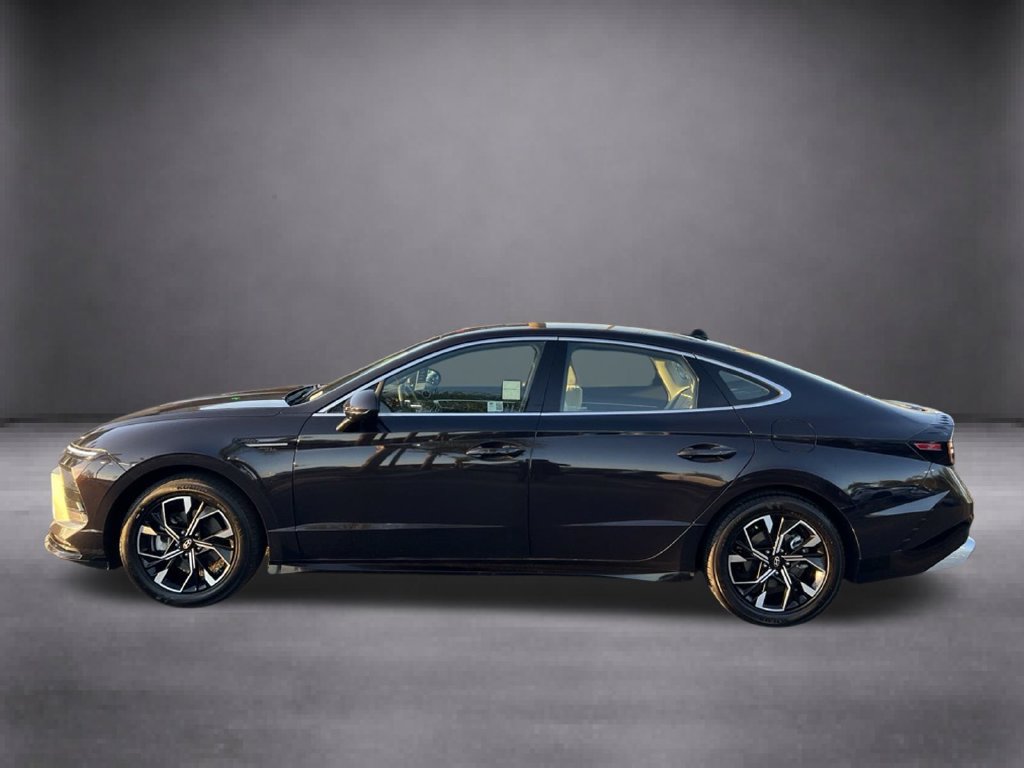 Certified 2024 Hyundai Sonata SEL FWD image 6