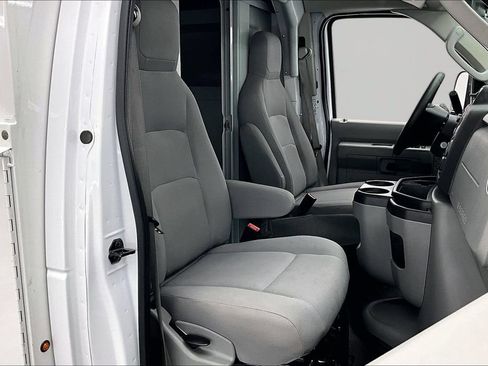 Used 2025 Ford E-350 and Econoline 350 Super Duty w/ Power Equipment Group RWD image 7