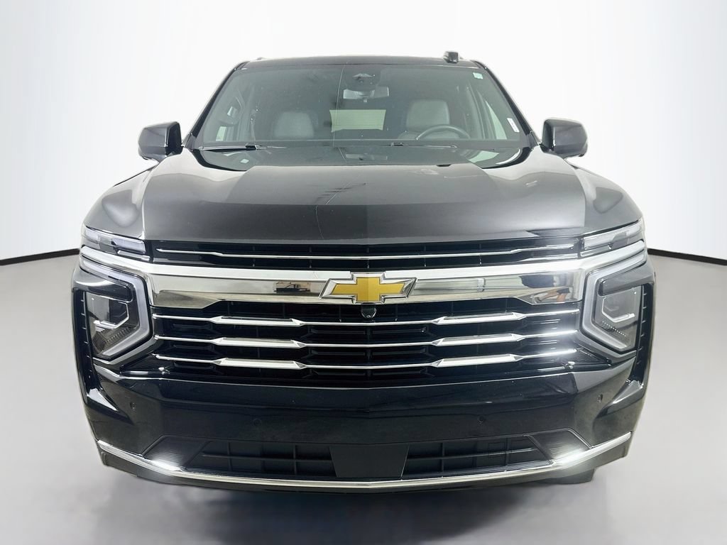 Used 2025 Chevrolet Tahoe LT AWD/4WD image 2