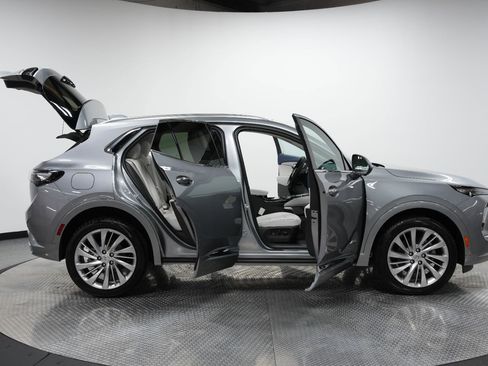 New 2026 Buick Envision Avenir image 10