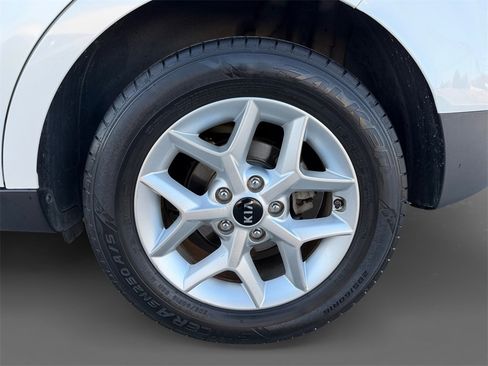 Used 2020 Kia Soul S image 10