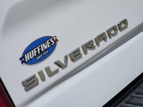 Used 2021 Chevrolet Silverado 1500 W/T w/ WT Fleet Convenience Package AWD/4WD image 12