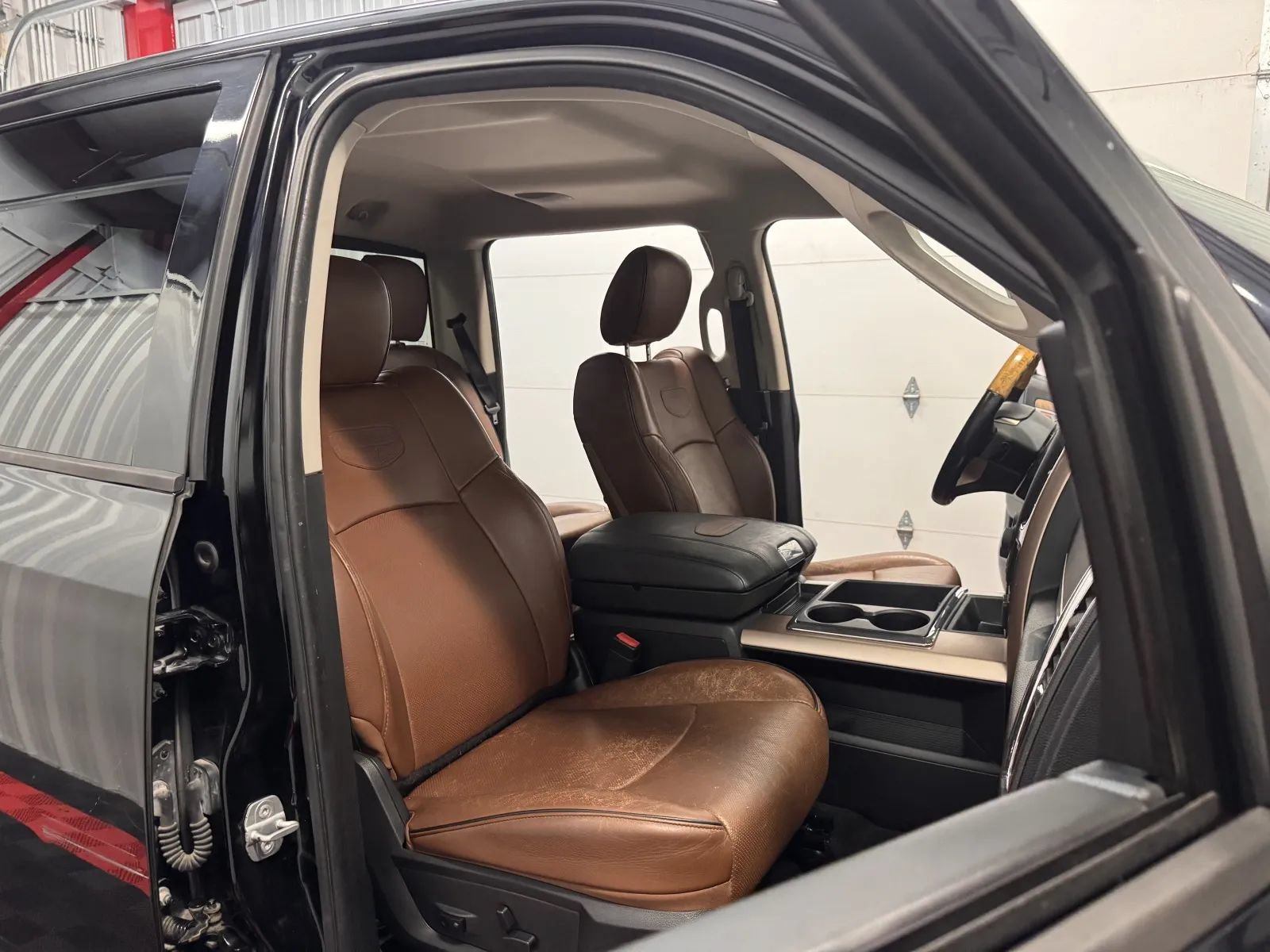 Used 2013 RAM 1500 Laramie Longhorn w/ Convenience Group AWD/4WD image 44