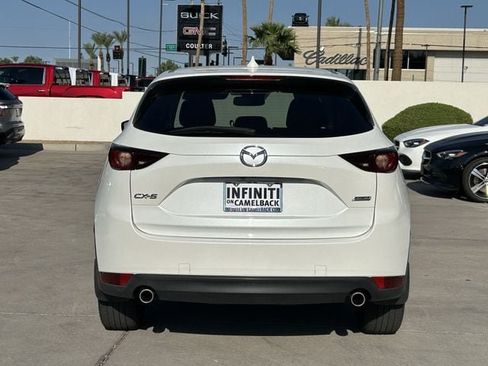Used 2018 MAZDA CX-5 Touring w/ Preferred Equipment Package FWD image 8