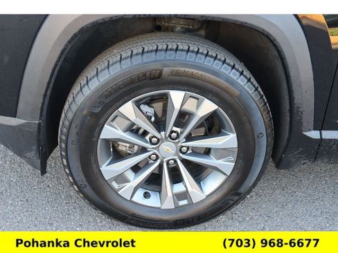 Certified 2025 Chevrolet Equinox LT w/ Safety and Technology Package AWD/4WD image 24