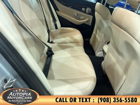 Used 2021 Mercedes-Benz E 350 4MATIC Sedan image 19