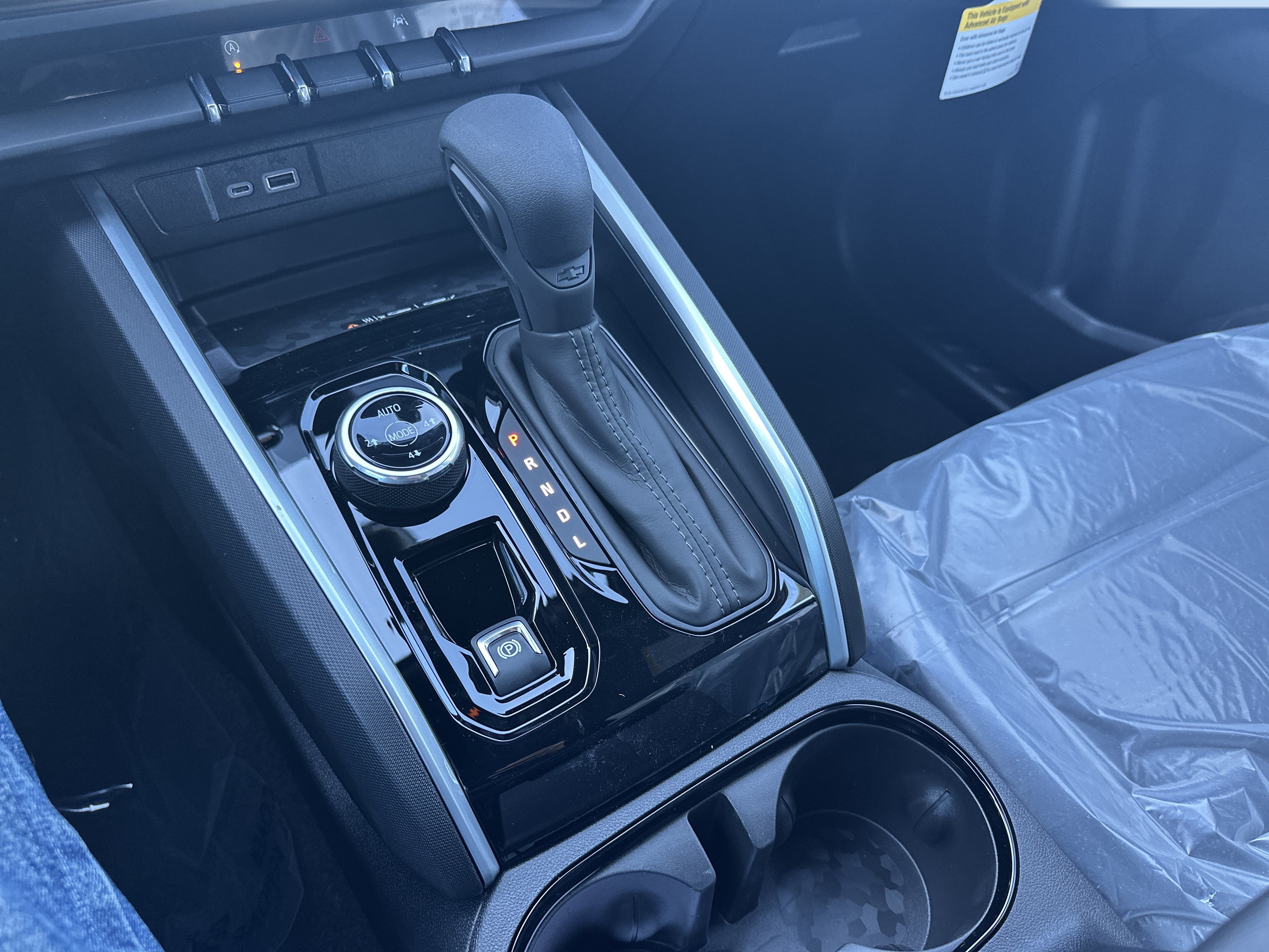 New 2026 Chevrolet Colorado Trail Boss AWD/4WD image 15