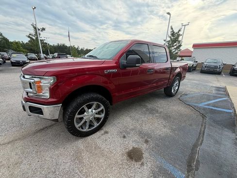 Used 2018 Ford F150 XLT w/ Equipment Group 301A Mid AWD/4WD image 3