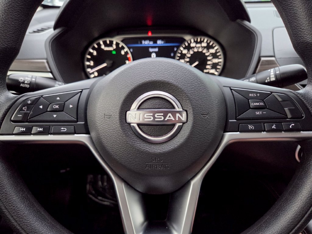 Used 2023 Nissan Altima 2.5 SV AWD/4WD image 31