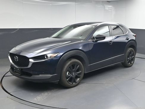 Used 2025 MAZDA CX-30 AWD 2.5 S w/ Select Sport Pkg image 3