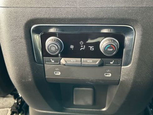 Used 2024 Chevrolet Tahoe Premier image 19