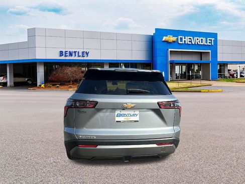 New 2026 Chevrolet Equinox LT image 4