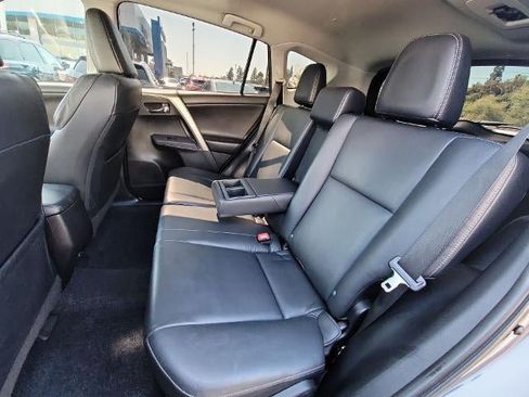 Used 2015 Toyota RAV4 Limited w/ Technology Package AWD/4WD image 23