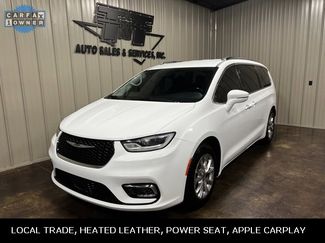 Used 2021 Chrysler Pacifica Touring-L image 1