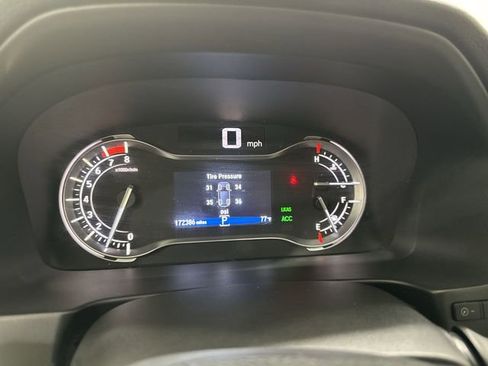 Used 2016 Honda Pilot Touring image 11