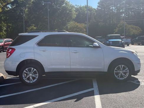 Used 2016 Chevrolet Equinox LT w/ Convenience Package AWD/4WD image 4