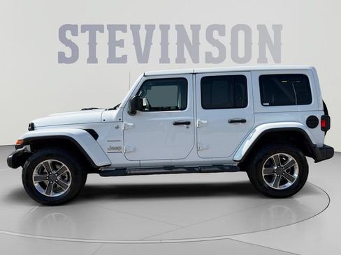 Used 2023 Jeep Wrangler Unlimited Sahara w/ Cold Weather Group AWD/4WD image 2