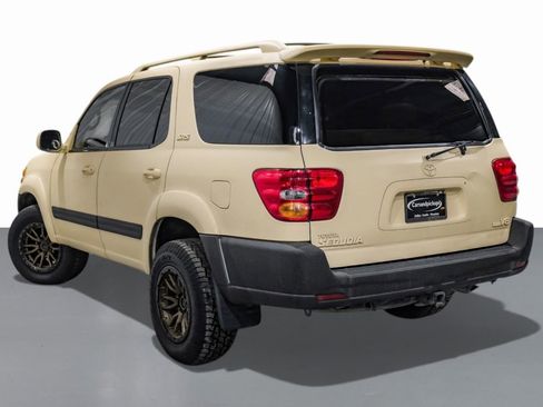 Used 2004 Toyota Sequoia SR5 image 8