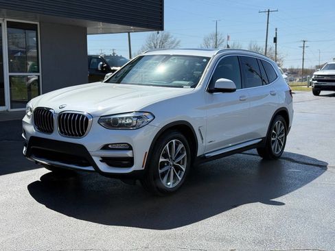 Used 2018 BMW X3 xDrive30i image 4