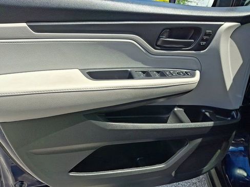 Used 2021 Honda Odyssey EX-L image 13