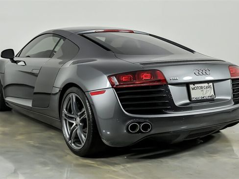 Used 2011 Audi R8 V8 AWD/4WD image 7