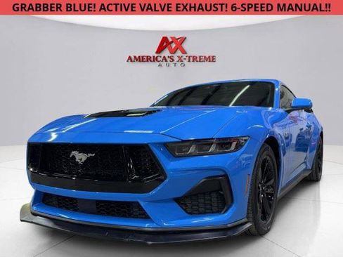 Used 2024 Ford Mustang GT RWD image 2