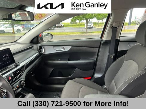 Certified 2023 Kia Forte LXS w/ LXS Technology Package FWD image 38
