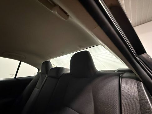 Used 2024 Toyota Corolla LE FWD image 50